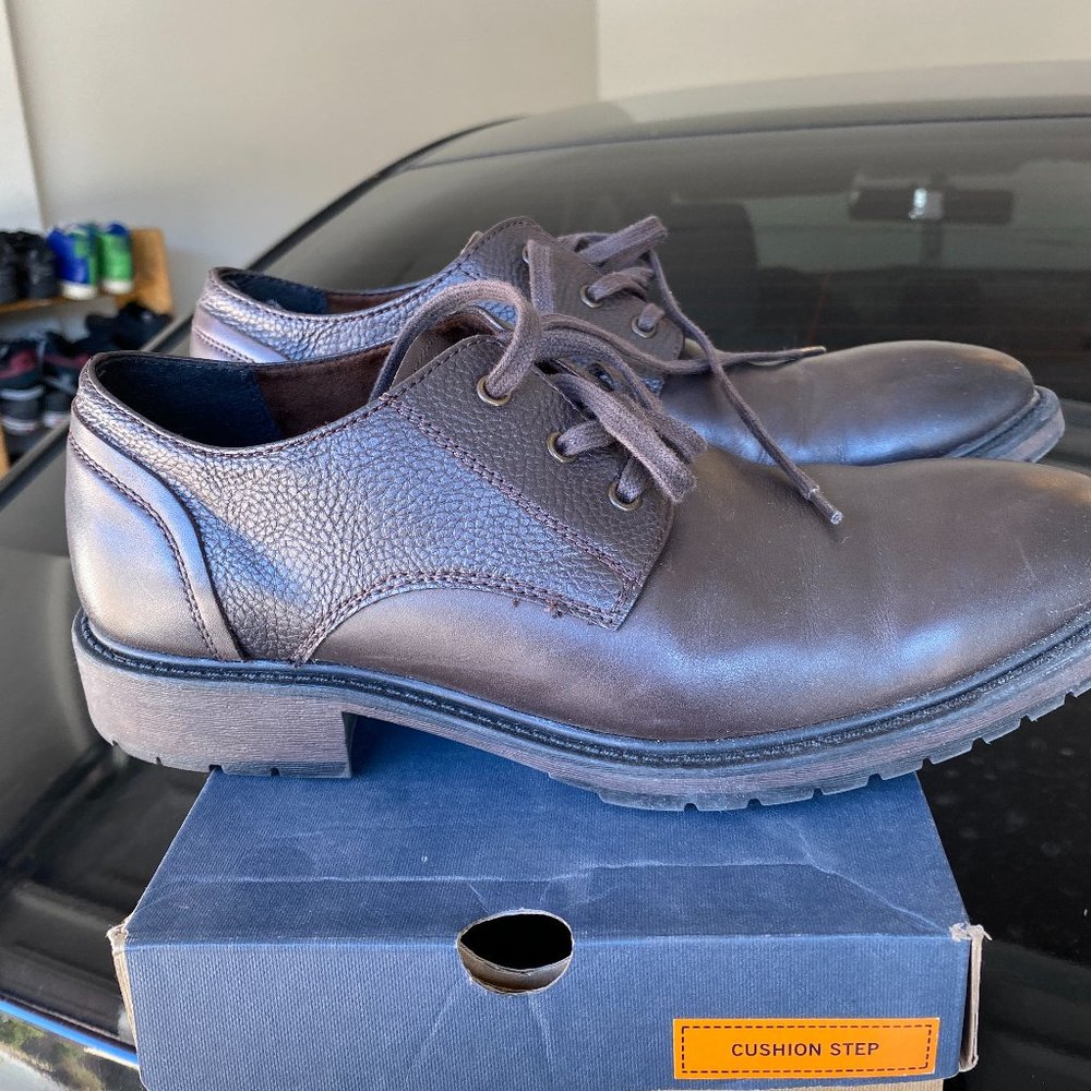 G.H. Bass Co. Brown Dress Shoes/Oxfords (Romeo)